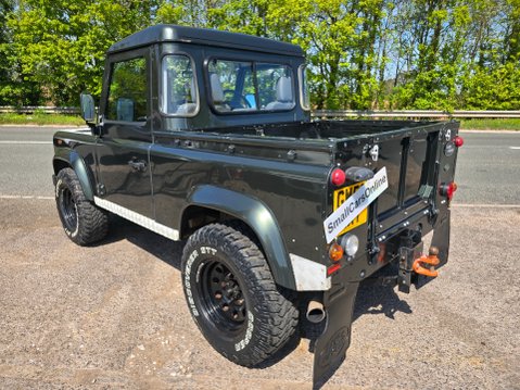 Land Rover Defender 90 TD5 COUNTY P/U 6