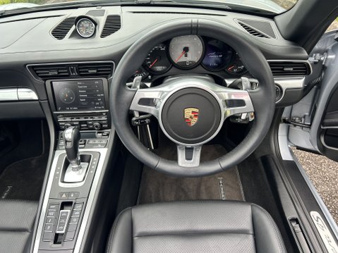 Porsche 911 CARRERA 4S PDK 29