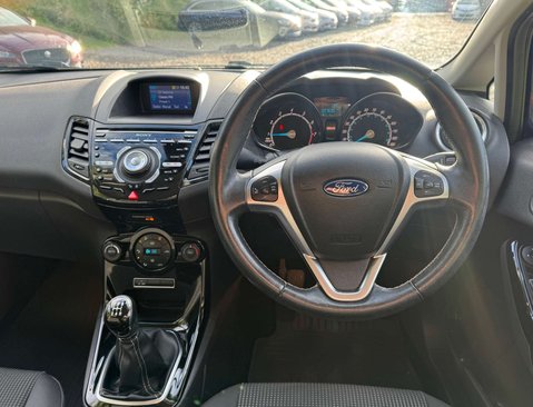 Ford Fiesta 1.0 Fiesta Titanium T 5dr 21