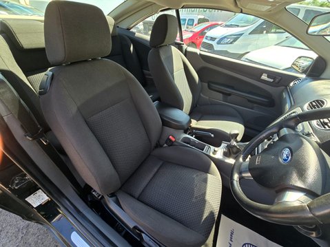Ford Focus CC2 13