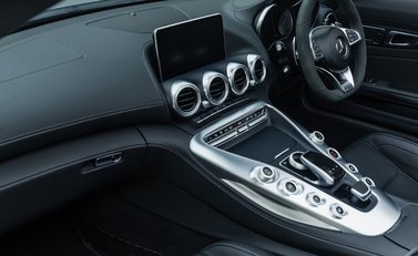 Mercedes-Benz Amg GT C Roadster 20