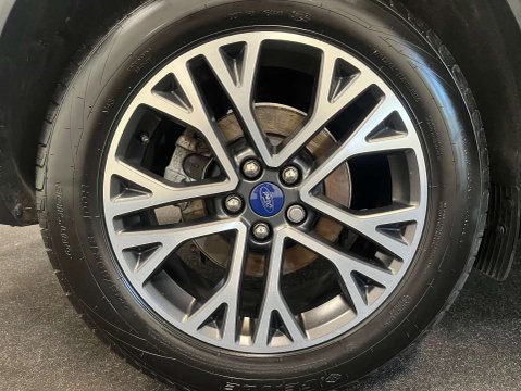 Ford Kuga 1.5 Kuga Titanium Edition 5dr 11