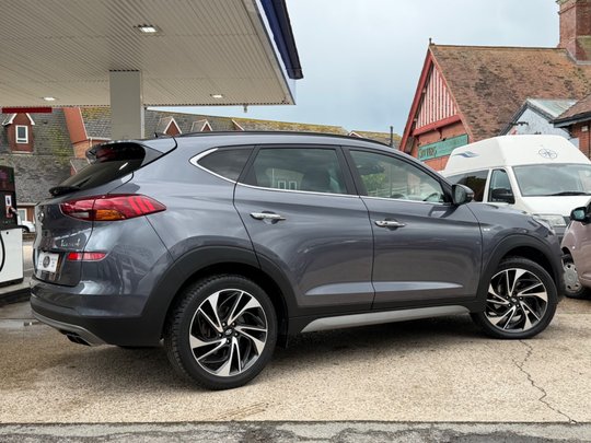 Hyundai TUCSON CRDI PREMIUM SE MHEV 
