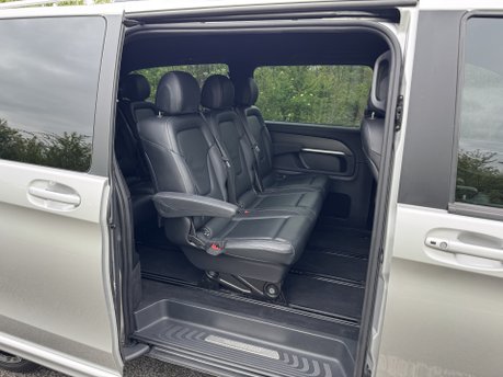 Mercedes-Benz V Class V300 D AMG Line Auto Diesel 8 Seater EX-LWB/360CAM/SAT NAV/FULL LEATHER 23