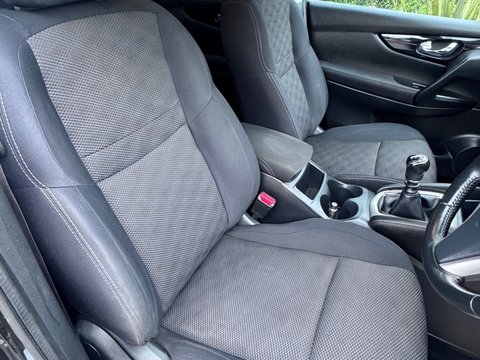 Nissan Qashqai ACENTA PREMIUM DIG-T 7