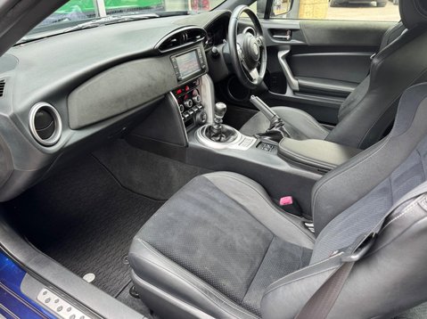 Toyota GT86 D-4S PRO 30