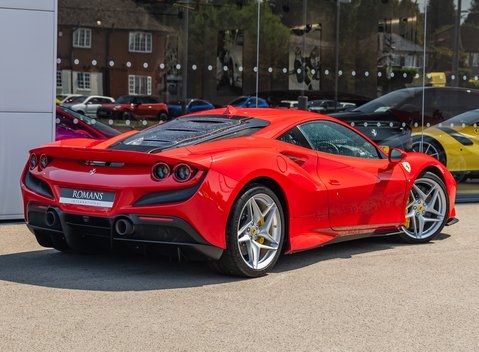 Ferrari F8 Tributo 4