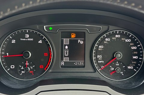 Audi Q3 TDI QUATTRO BLACK EDITION - PAN ROOF - 20 INCH ALLOYS 44