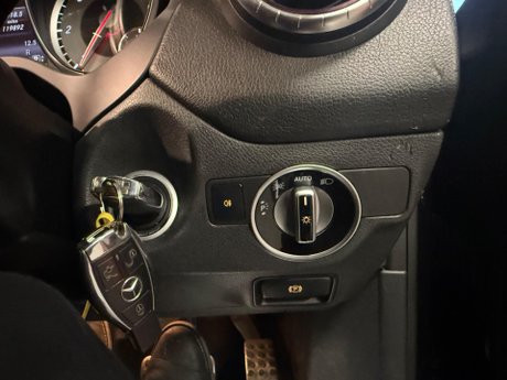 Mercedes-Benz CLA Class 2.1 CLA220 CDI AMG Sport Coupe 7G-DCT Euro 6 (s/s) 4dr 17