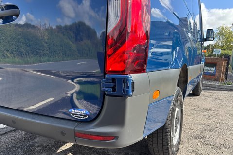 Mercedes-Benz Sprinter 316 Cdi Mwb Lr 4x4 Panel Van - Diff Lock / Low Range / Rear Camera 26