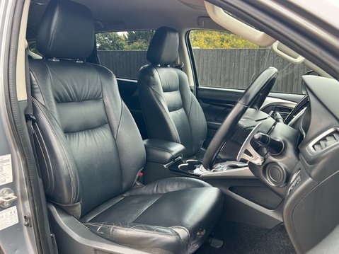 Mitsubishi Shogun Sport DI-D 4 20