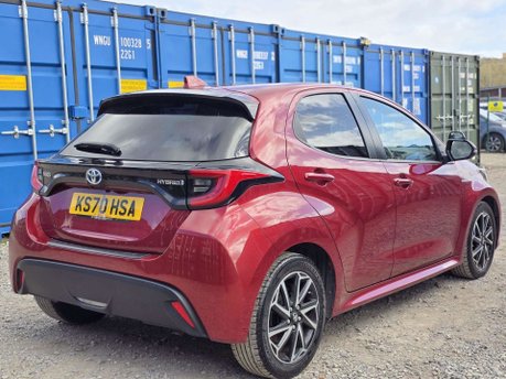 Toyota Yaris 1.5 VVT-h Design Hatchback 5dr Petrol Hybrid E-CVT Euro 6 (s/s) (116 ps) 15