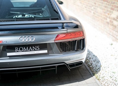 Audi R8 V10 Plus 19