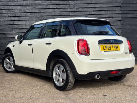 Mini Hatch 1.5 Cooper Classic 5dr 27