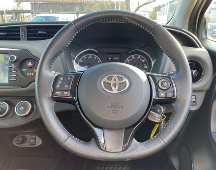 Toyota Yaris 1.5 Yaris Icon Tech VVT-i 5dr 19