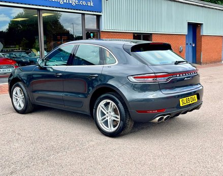 Porsche Macan 3.0 Macan S Semi-Auto 4WD 5dr 9