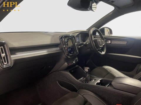 Volvo XC40 1.5 T3 R-Design SUV 5dr Petrol Manual Euro 6 (s/s) (163 ps) 15