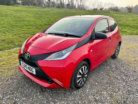 Toyota Aygo VVT-I X 8