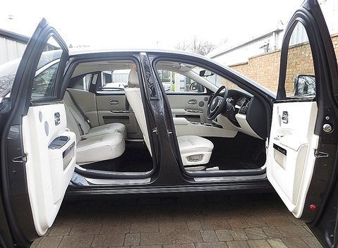 Rolls-Royce Ghost 8