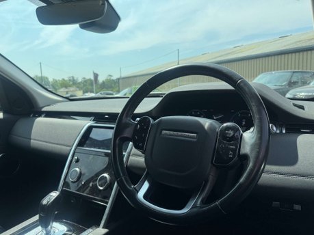 Land Rover Discovery Sport 2.0 Discovery Sport SE D Auto 4WD 5dr 4