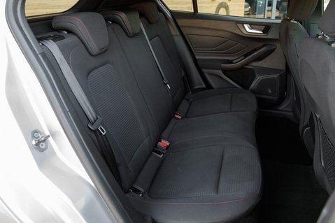 Ford Focus ST-LINE TDCI 26