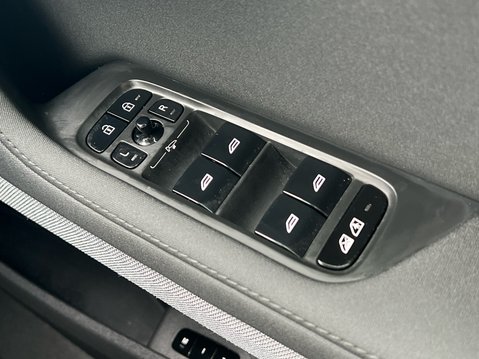 Polestar 2 BASE 35