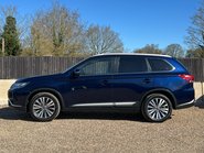 Mitsubishi Outlander 4 6