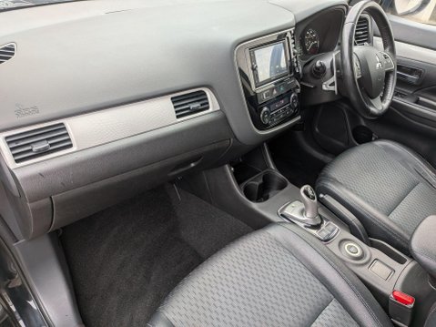 Mitsubishi Outlander 2.0h 12kWh GX3h CVT 4WD Euro 5 (s/s) 5dr 18