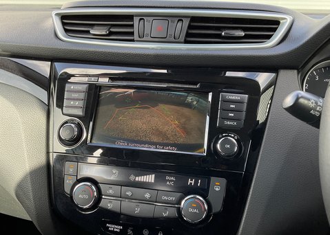 Nissan Qashqai DIG-T ACENTA PREMIUM 20