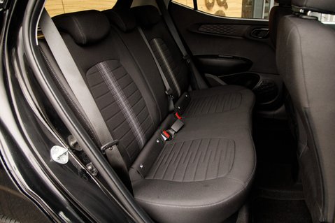 Hyundai i10 MPI PREMIUM 27
