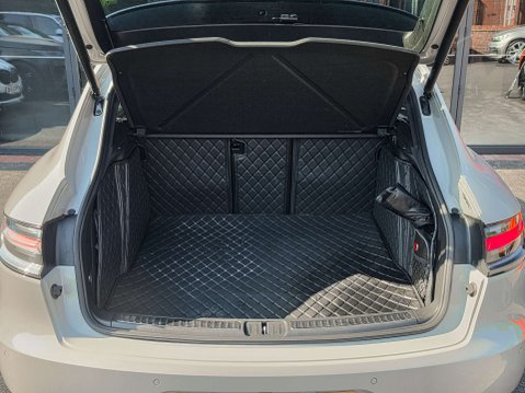 Porsche Macan 2.9 Macan GTS Semi-Auto 4WD 5dr 24