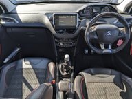 Peugeot 2008 PURETECH S/S GT LINE 15