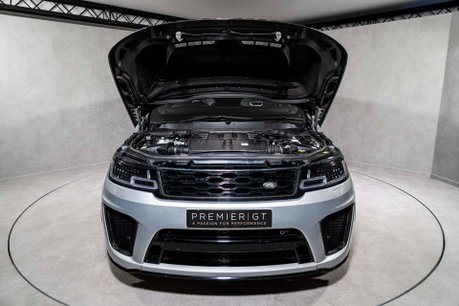 Land Rover Range Rover Sport SVR CARBON EDITION. DEPLOYABLE SIDE STEPS. MATRIX LEDs. CARBON FIBRE ENGINE BAY 62