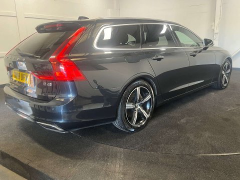 Volvo V90 2.0 V90 R-Design D4 Auto 5dr 3