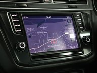 Volkswagen Tiguan SE NAV TDI BMT 4MOTION 38