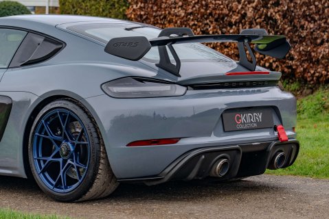 Porsche 718 GT4 RS 33