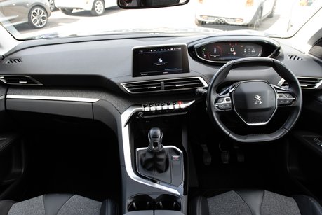 Peugeot 3008 PURETECH S/S ALLURE