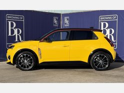 Renault 5 comfort range 52kWh iconic five Hatchback 5dr Electric Auto (150 ps) 7