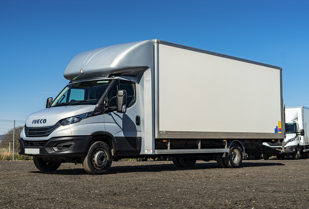 Box Van / Curtainside