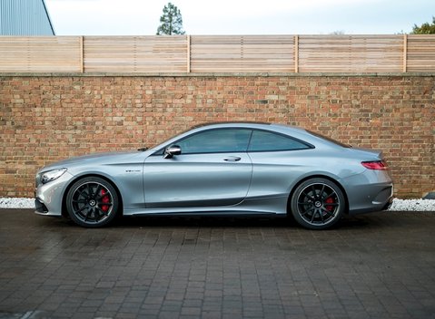 Mercedes-Benz S Class S63 Coupe 7