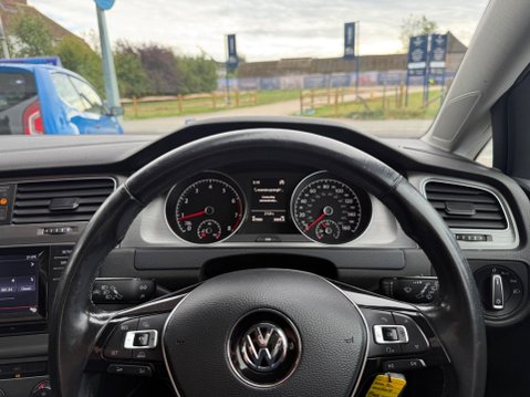 Volkswagen Golf 1.4 TSI BlueMotion Tech SE DSG Euro 5 (s/s) 5dr 29