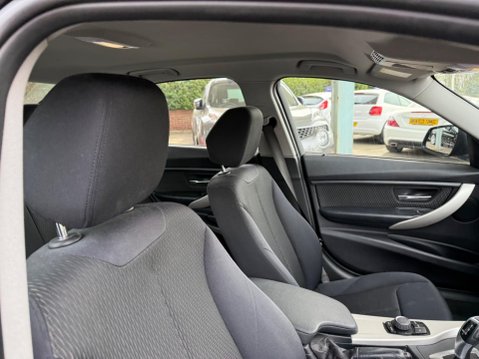 BMW 3 Series 2.0 320d ED EfficientDynamics Auto Euro 5 (s/s) 4dr 10