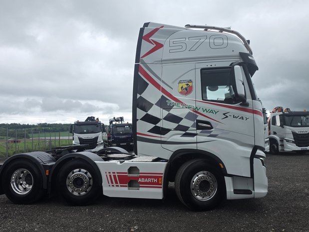 Iveco S-Way AS440S57TX/FP *ex-demo* 2