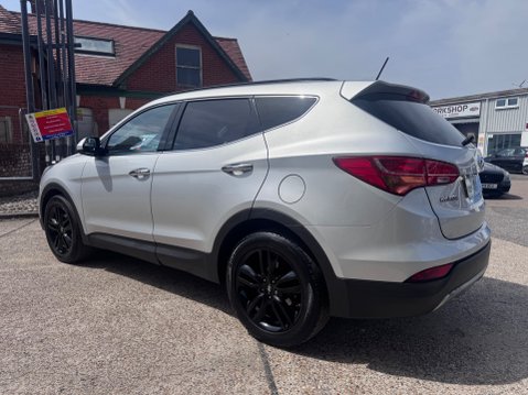 Hyundai SANTA FE PREMIUM SE CRDI 8