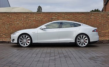 Tesla Model S P85D 6