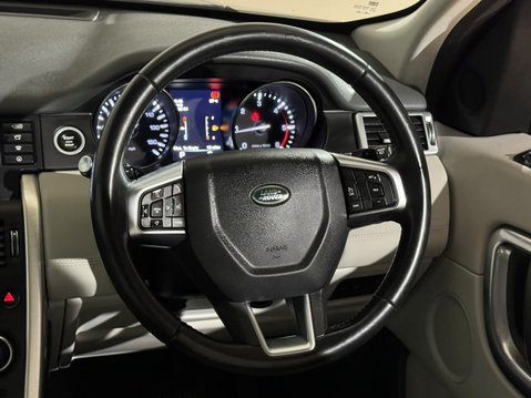 Land Rover Discovery Sport TD4 HSE 13
