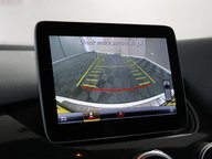 Mercedes-Benz B Class B 180 D AMG LINE PREMIUM 37