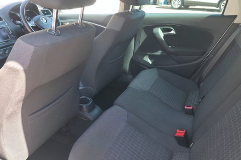 Volkswagen Polo MATCH TSI.. 11 MAIN DEALER SERVICES.. 1 PREVIOUS KEEPER.. £20 ROAD TAX..A/C 15