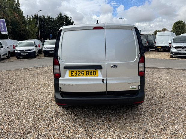 Ford Transit Connect AUTO SWB L1H1 Low Roof Trend Air Con Sensors Cam E 7