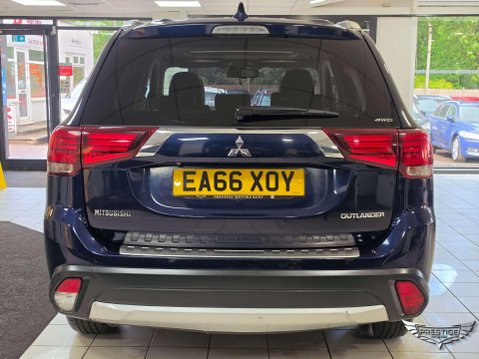 Mitsubishi Outlander 2.2 DI-D 4 Auto 4WD Euro 6 5dr 88